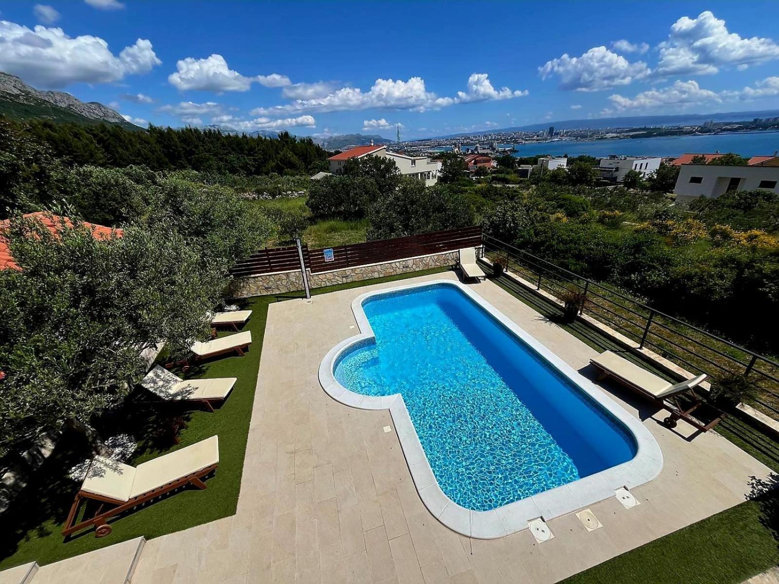 Holiday Home Magic View With Private Heated Pool คาชเตลา ภายนอก รูปภาพ
